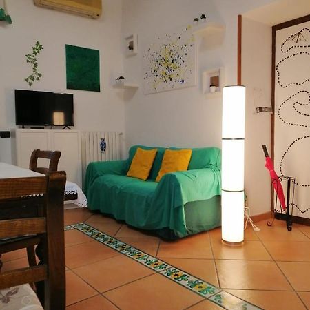 La Casa Di Tania A Napoli Apartman Kültér fotó