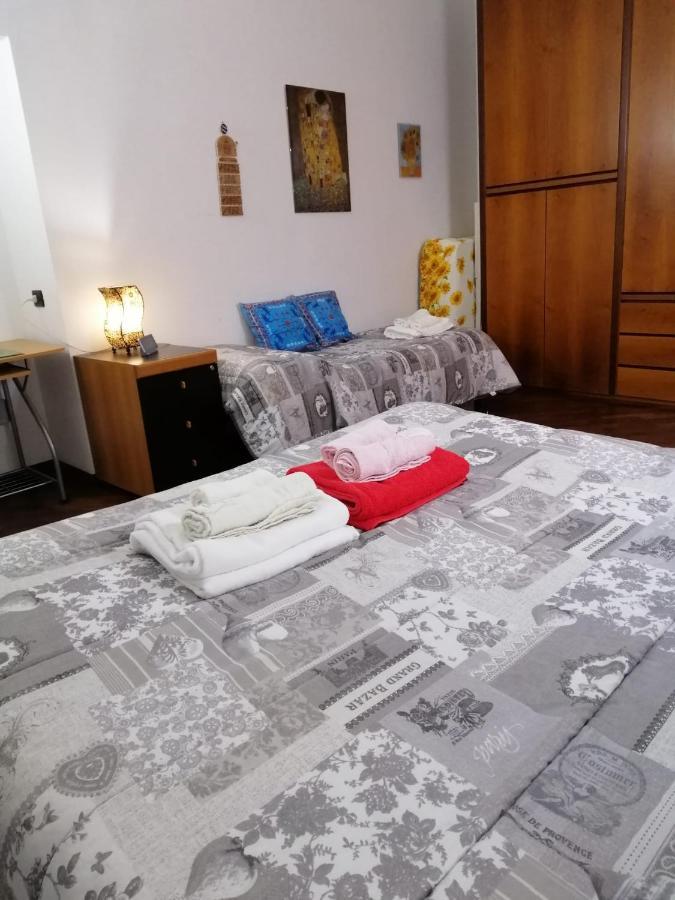 La Casa Di Tania A Napoli Apartman Kültér fotó