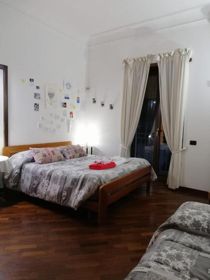 La Casa Di Tania A Napoli Apartman Kültér fotó